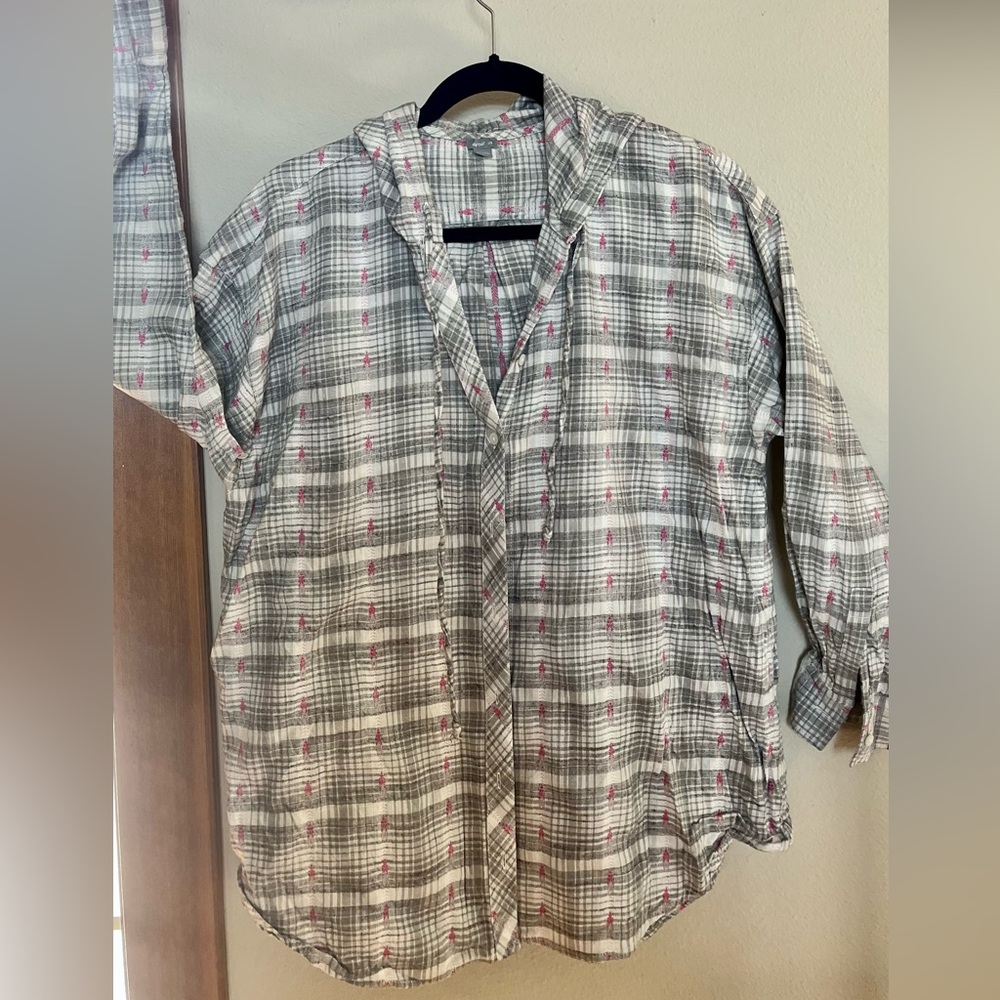 AERIE Soft Gray Plaid Button-Down Hooded Shirt with Pink Accents Sz L